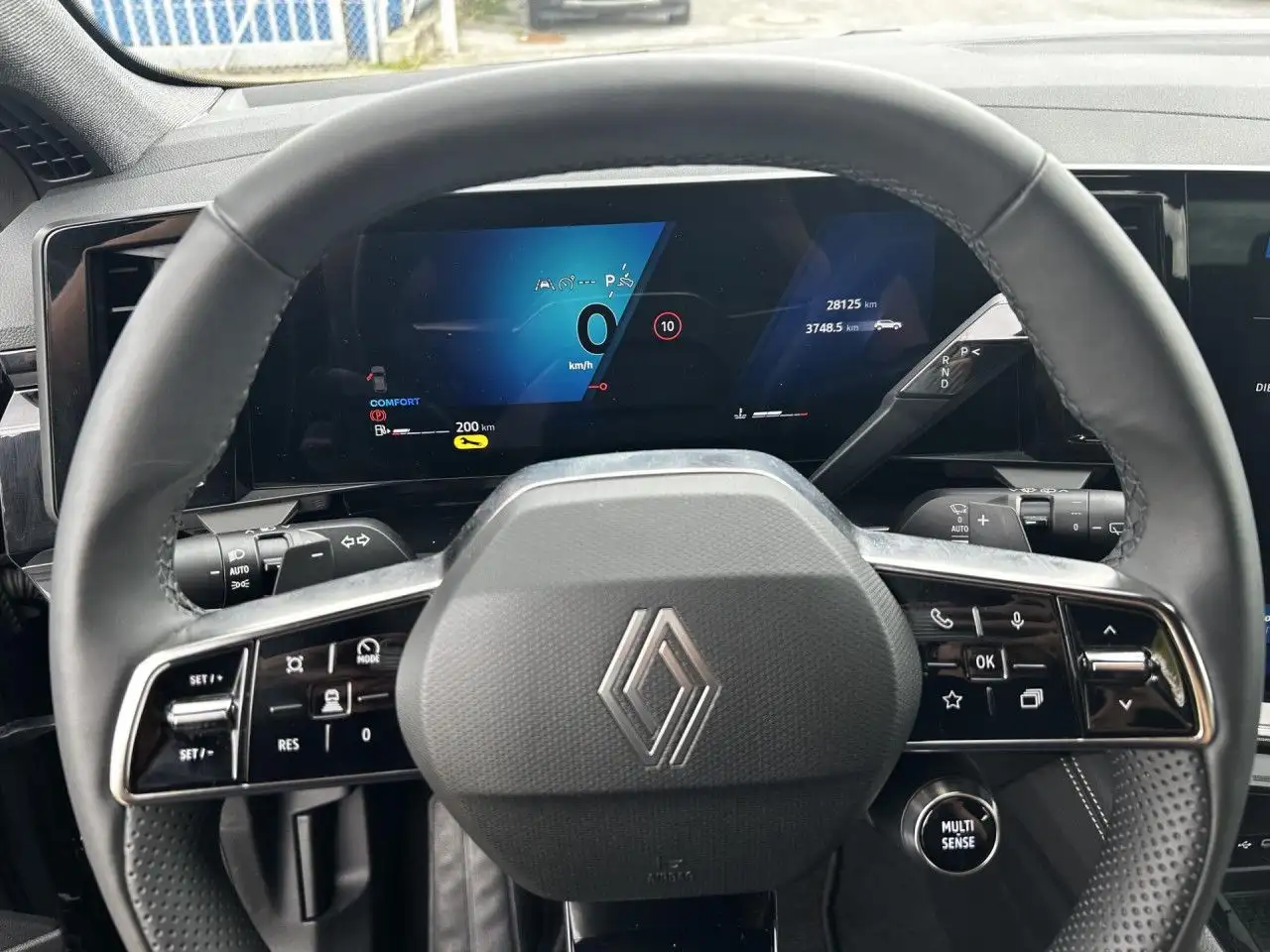 Renault Austral 160 Techno ACC Kamera Sitzh.Dyn.Fahrwerk — Vehicle gallery 13