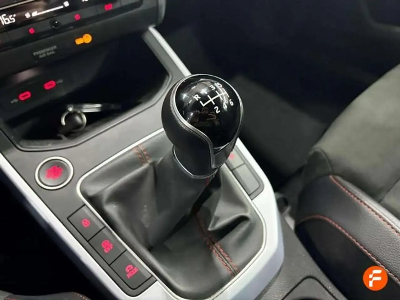 SEAT Arona 1.0 TSI 85kW (115CV) DSG FR Limited Ed — Vehicle gallery 21