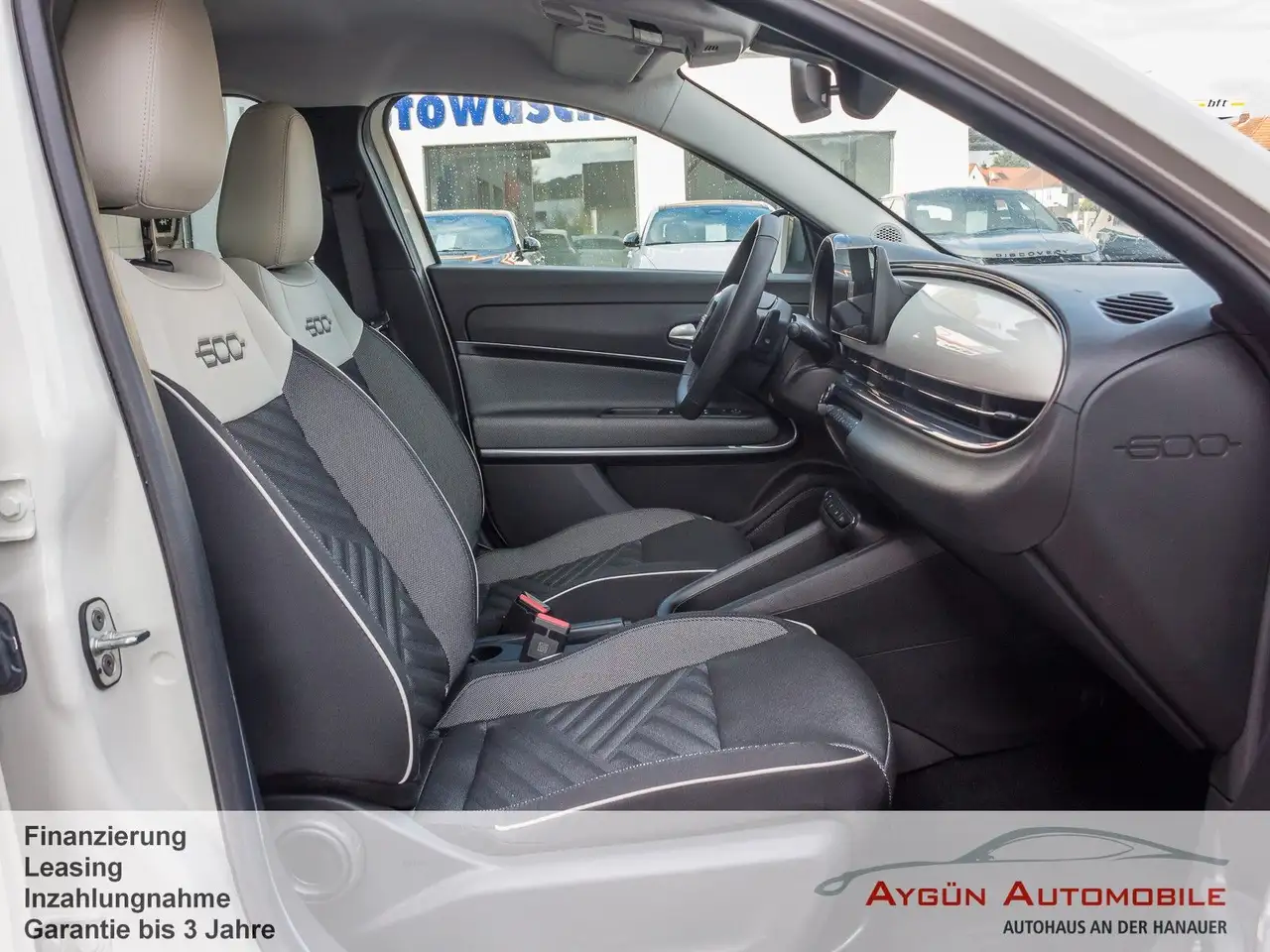 Fiat 600 1.2 Autom. Hybrid T3 La Prima Style Paket — Vehicle gallery 12