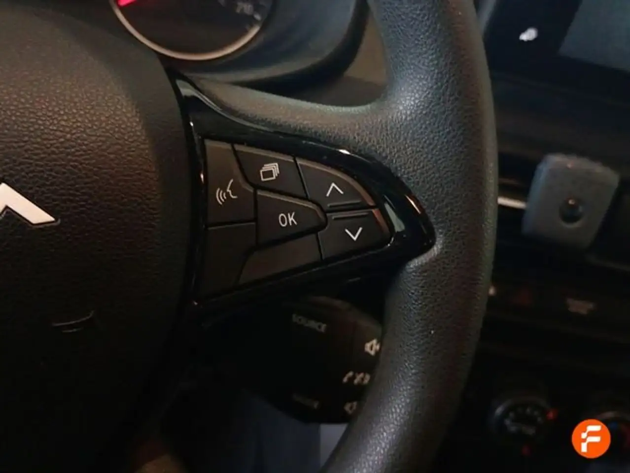 Dacia Sandero Stepway ECO-G Essential 74kW — معرض صور السيارة 10