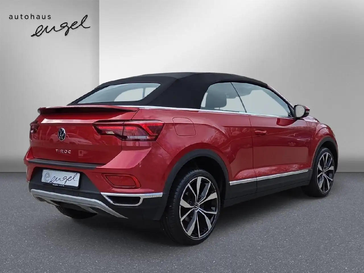Volkswagen T-Roc Style,KLIMA,LED,PDC,BLUETOOTH — معرض صور السيارة 5