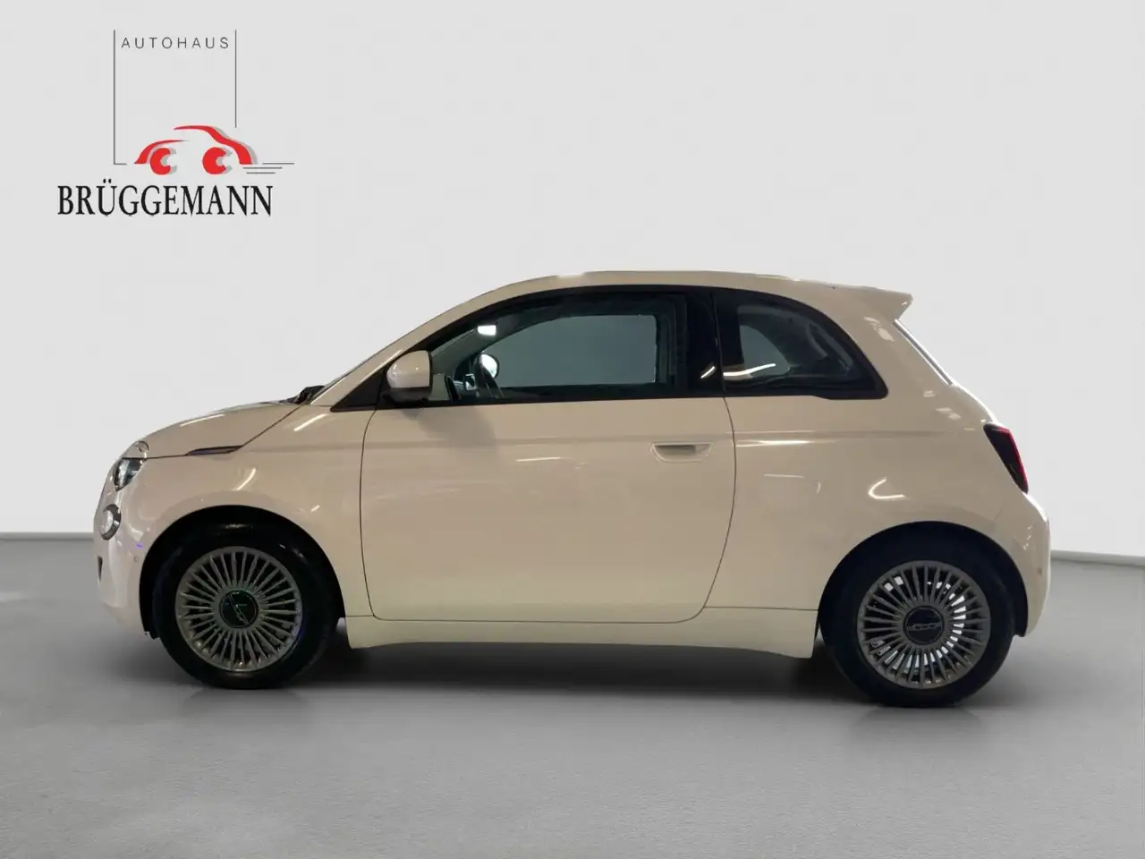 Fiat 500e 42 kWh + 16" Alufelgen — Galerie du véhicule 3
