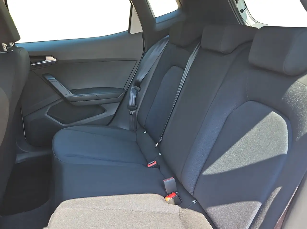 SEAT Arona 1.5 TSI DSG FR VIRTUAL*VOLL-LED*NAV*ACC*SHZ*PAR... — معرض صور السيارة 23