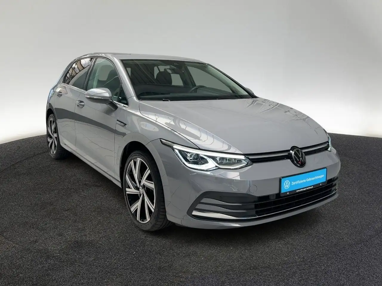 Volkswagen Golf VIII 1.5 TSI Style LM18 Rear View Navi App- — معرض صور السيارة 6