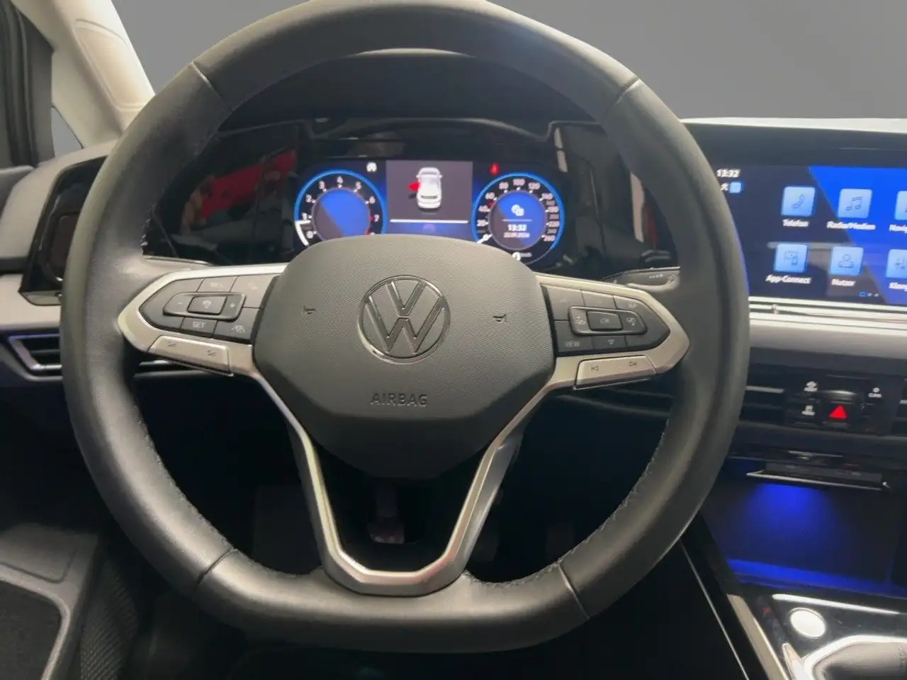 Volkswagen Golf VIII 1.5 TSI Style LM18 Rear View Navi App- — معرض صور السيارة 13