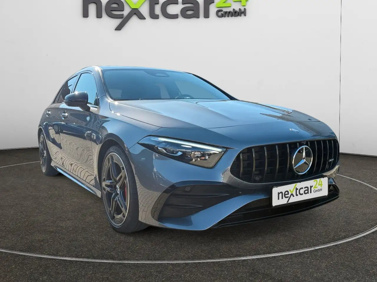 Mercedes-Benz A 35 AMG 4M MBUX 1+2|PANO|360°|MEMORY|NIGHT2|HUD — معرض صور السيارة 7