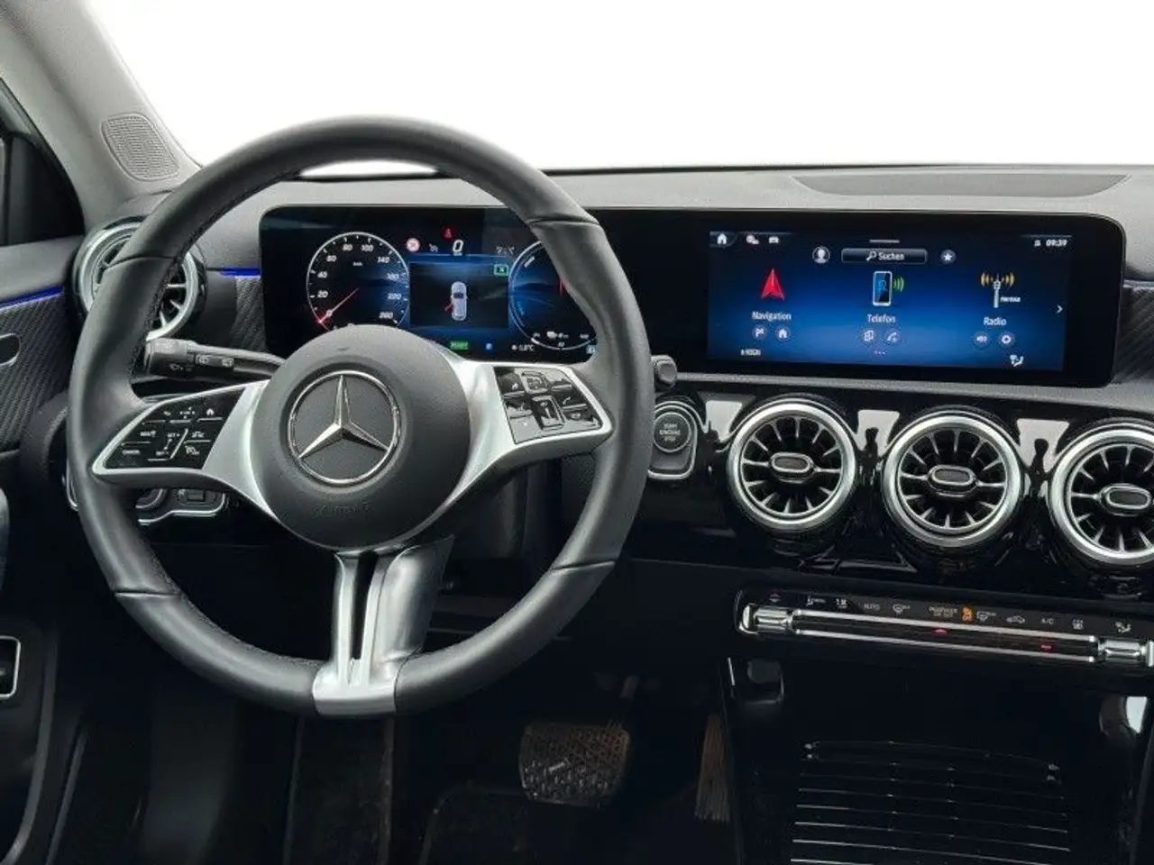Mercedes-Benz A 250 e Progressive KAMERA KEYLESS ACC *SOFORT* — Galerie du véhicule 11