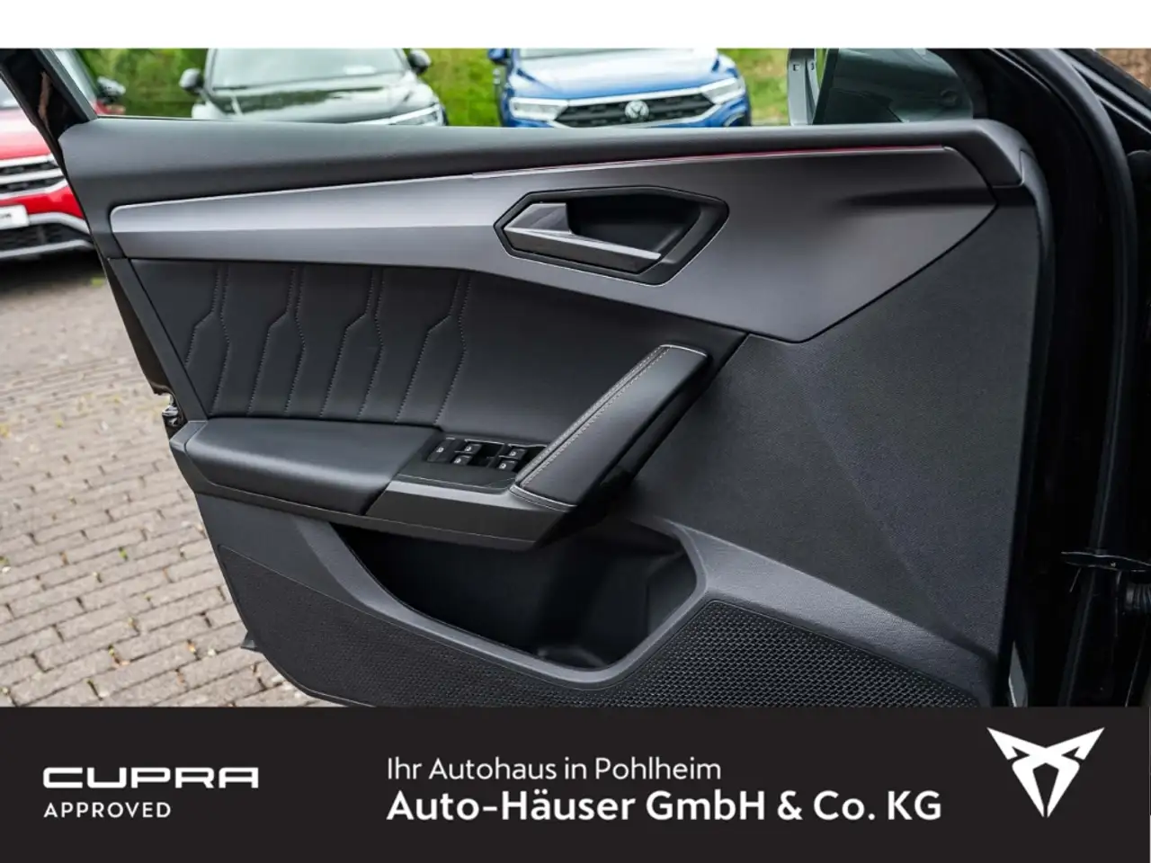 CUPRA Leon VZ 2.0 TSI DSG NAVI KAMERA PARK TEMPOMAT LED SITZH — Galería del vehículo 19