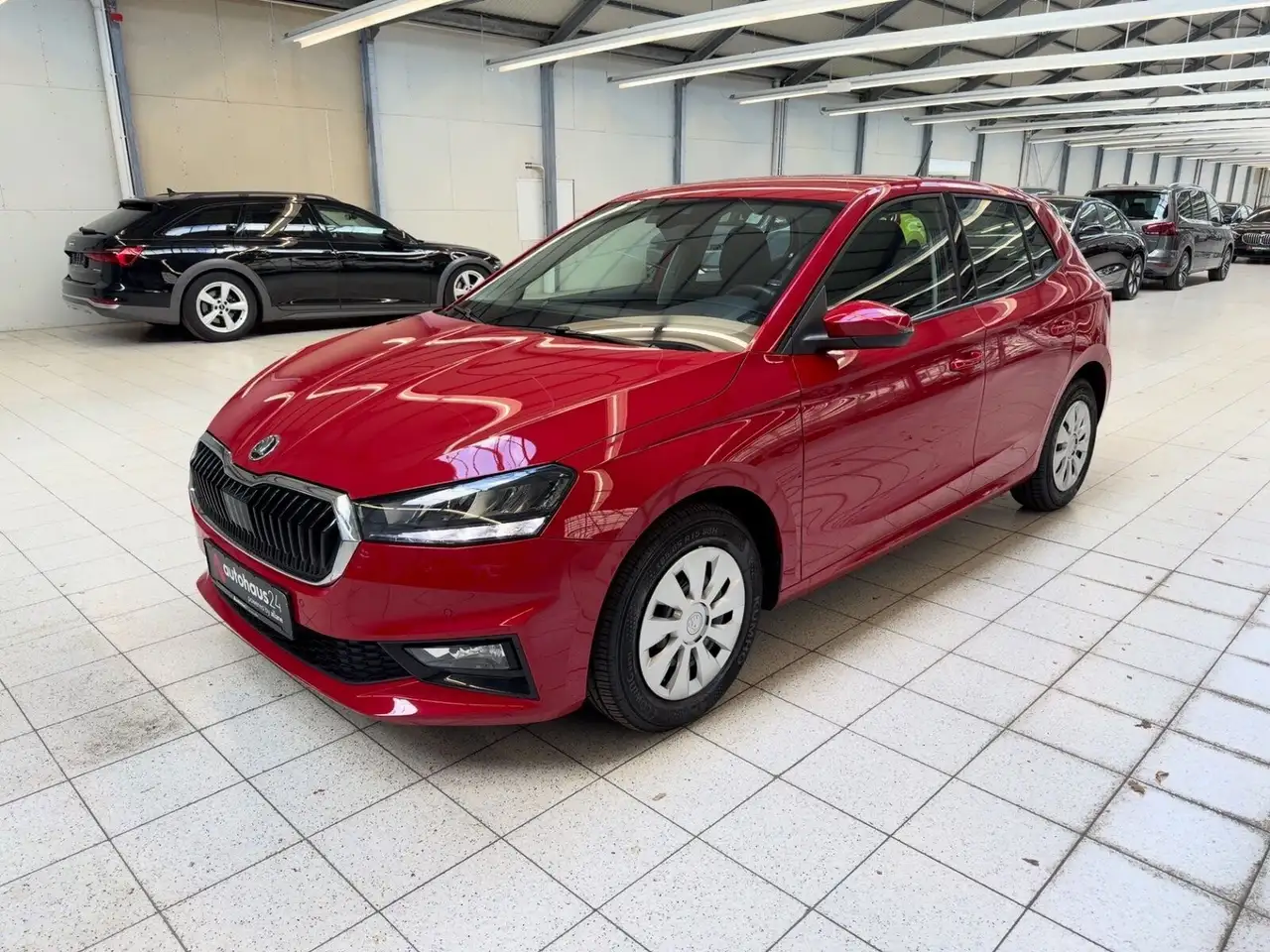 Skoda Fabia 1.0 TSI Selection LED|Navi|PDC|SHZ|CAM — Galería del vehículo 3