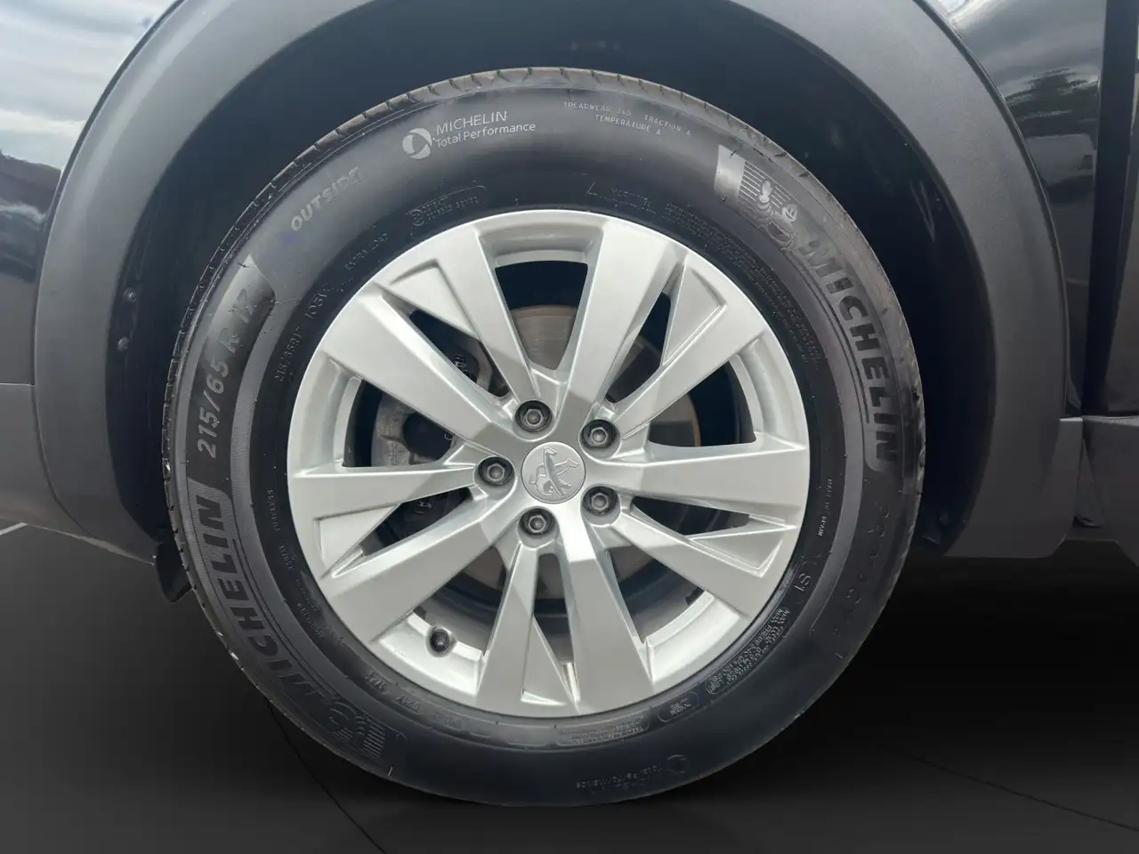 Peugeot 3008 Peugeot 3008 Active Pack PureTech 130 Kamera PDC — معرض صور السيارة 11