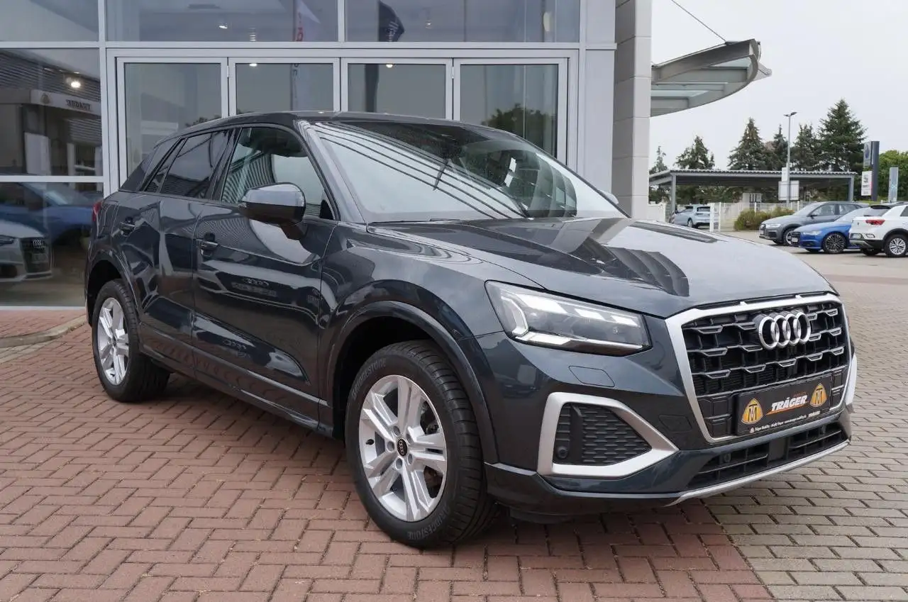 Audi Q2 advanced 35 TFSI S tronic Matrix,ACC,RearCam — Galería del vehículo 2