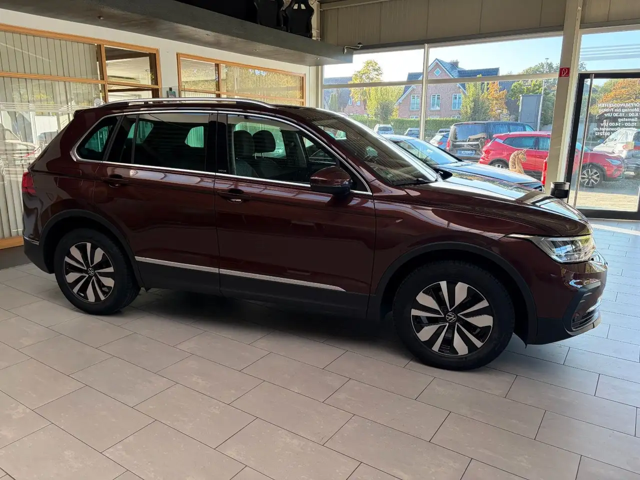Volkswagen Tiguan Move 1.5 TSI DSG/ACC/APP/DAB/LED/KAM/NAVI — Galería del vehículo 4