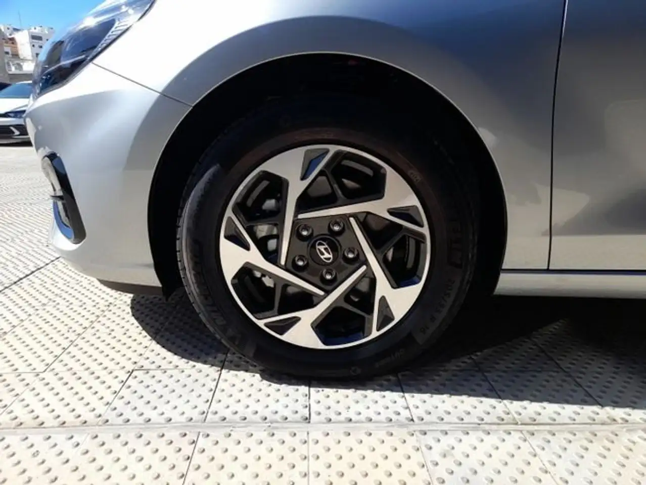 Hyundai i30 FL2 1.0 T-GDi 73,5 kW (100 CV) Híbrido 48V MT6 2W — Vehicle gallery 3