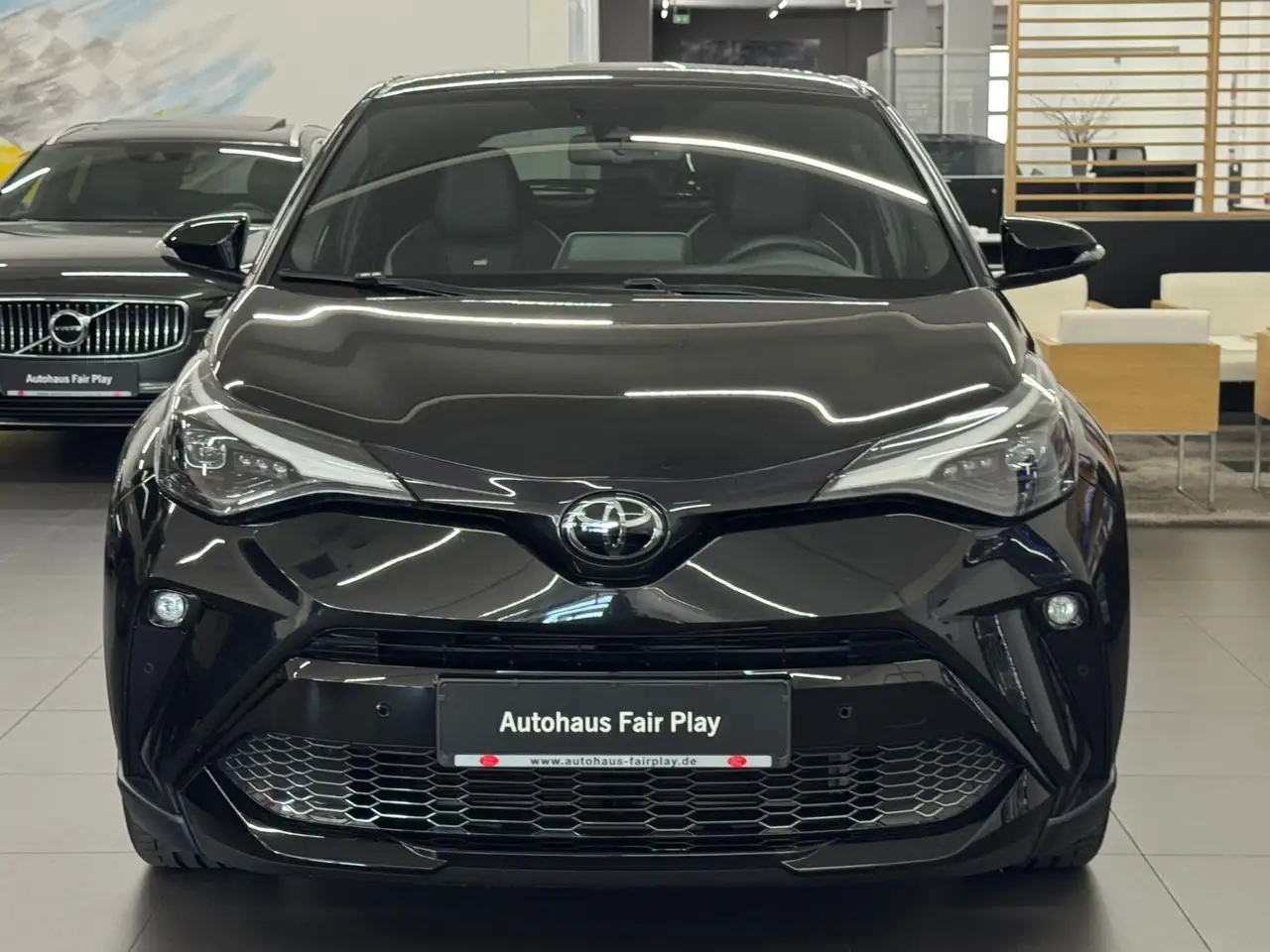 Toyota C-HR Hybrid GR Sport Black Ed. UNFALLFREI/TOP! — Vehicle gallery 2