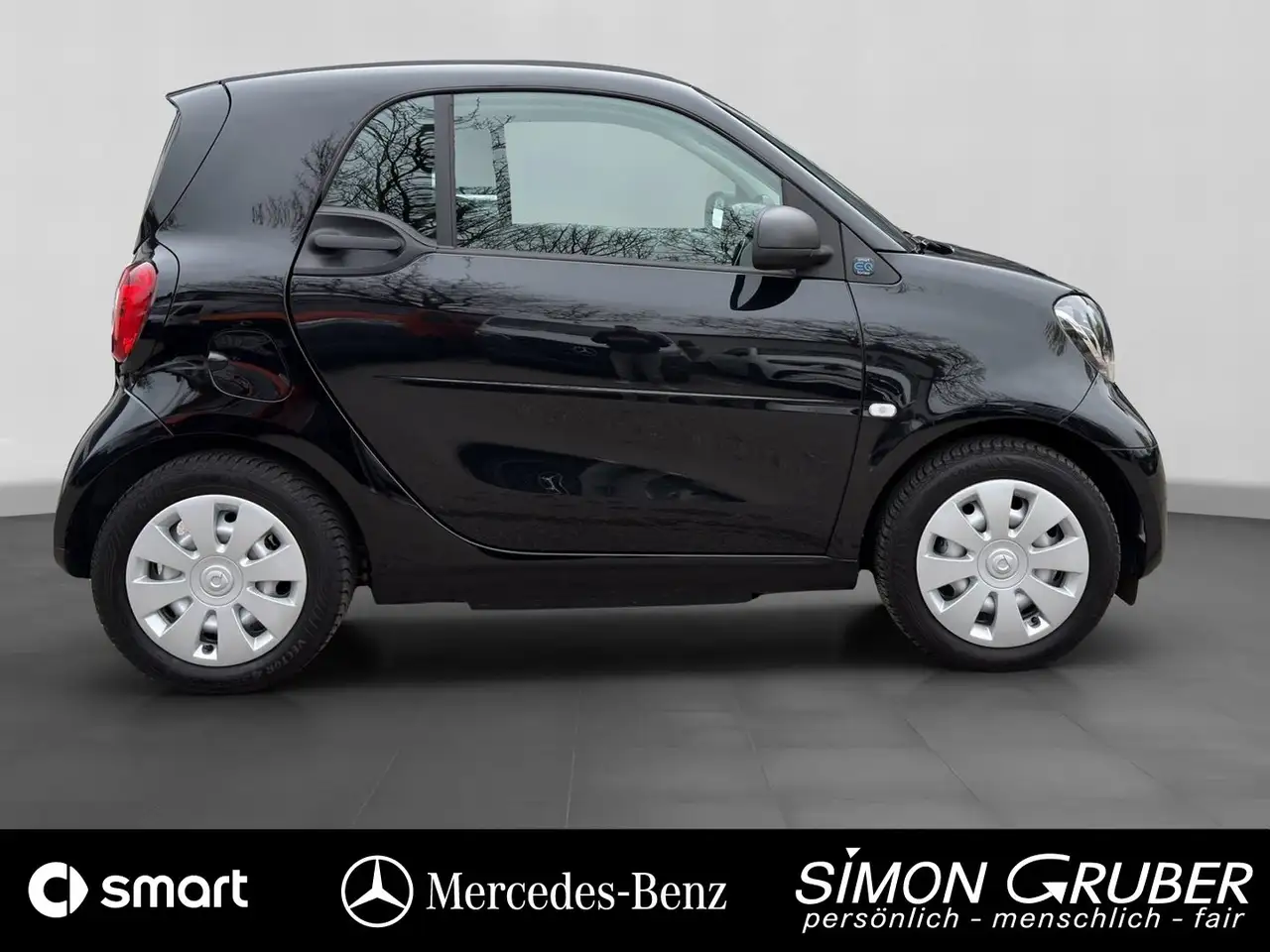 smart forTwo Smart fortwo EQ Klima Radio 22 KW Lader — Galería del vehículo 17