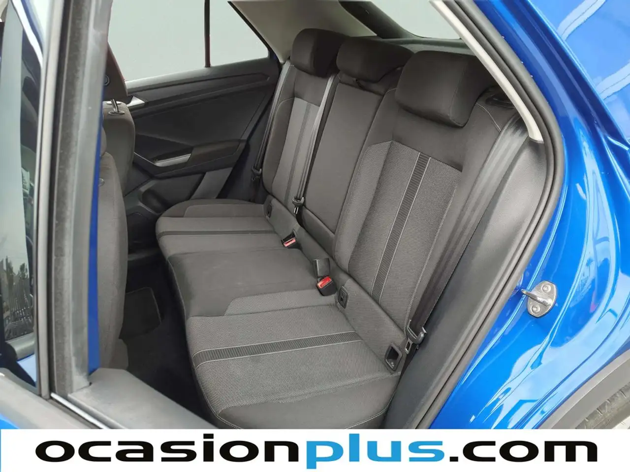 Volkswagen T-Roc 1.5 TSI Life DSG7 110KW — Vehicle gallery 10