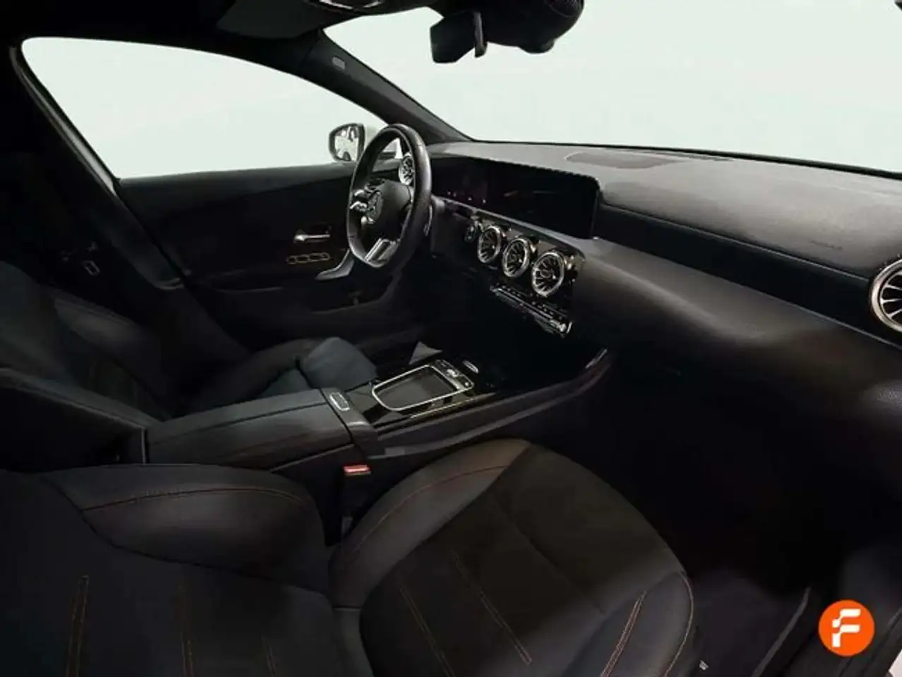 Mercedes-Benz A 200 d — Galerie du véhicule 13