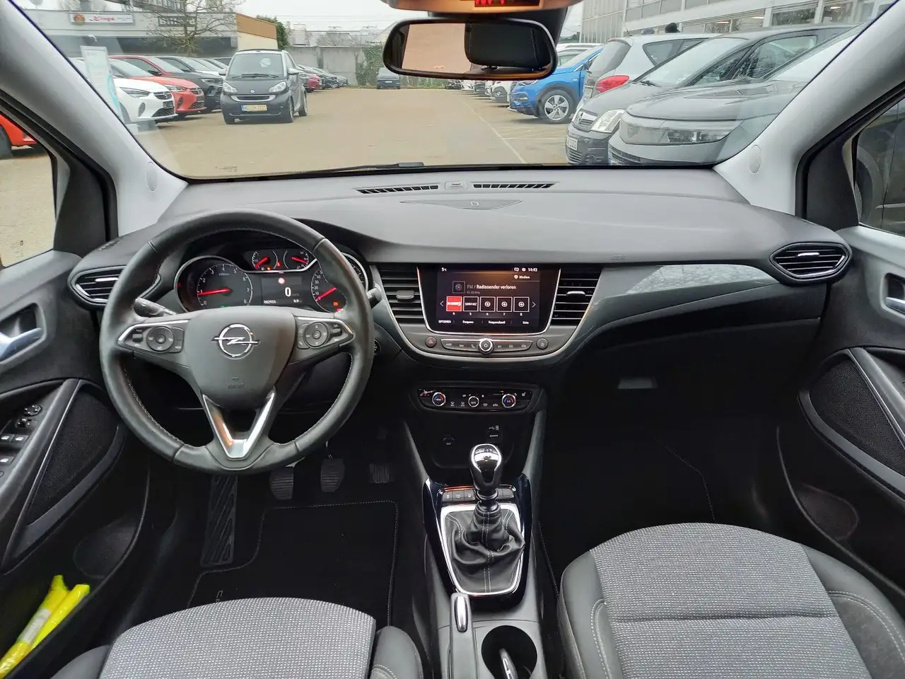 Opel Crossland X Crossland 1.2T MT6 Elegance Sitzhzg Keyless LED — Vehicle gallery 11