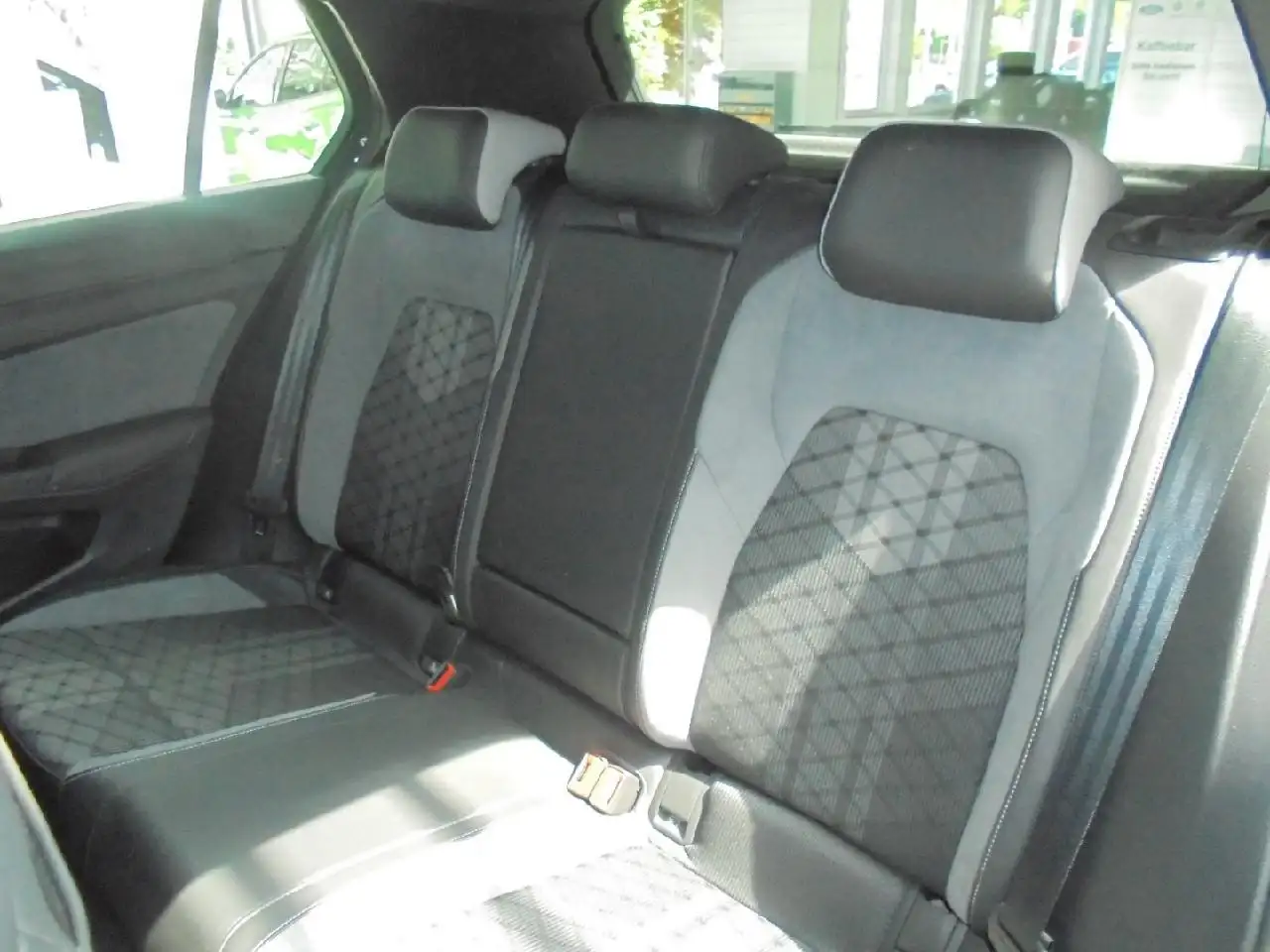 Volkswagen Golf R-Line — Galería del vehículo 7