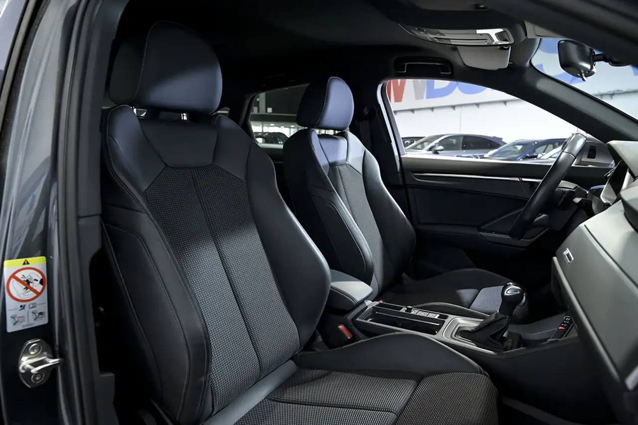 Audi Q3 Sportback 35 TDI S line S tronic — Galerie du véhicule 32