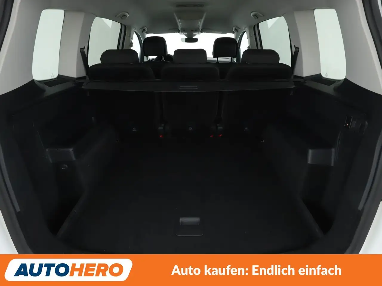 Volkswagen Touran 1.5 TSI ACT Highline BMT Aut.*NAVI*ACC* — معرض صور السيارة 17