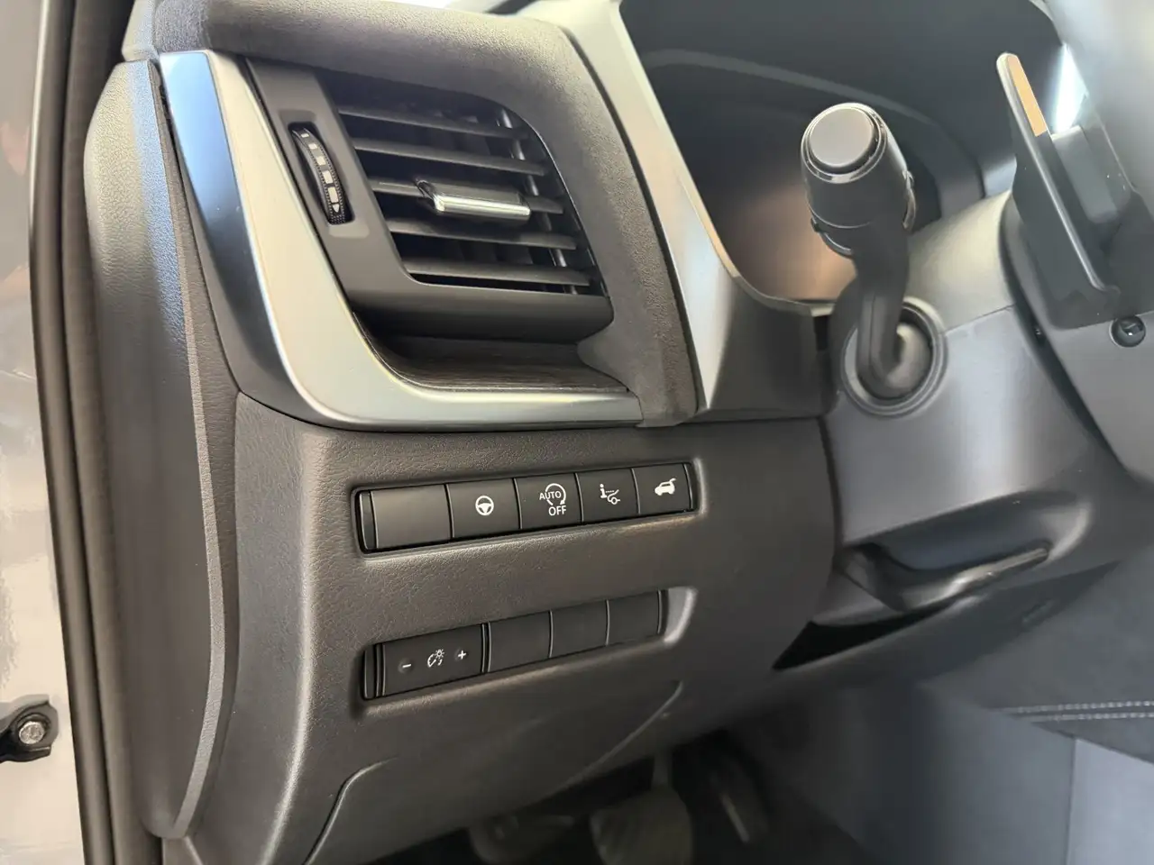 Nissan Qashqai 1.3 DIG-T Tekna+/MASSAGE/PANO/CARPLAY/BOSE — Vehicle gallery 18