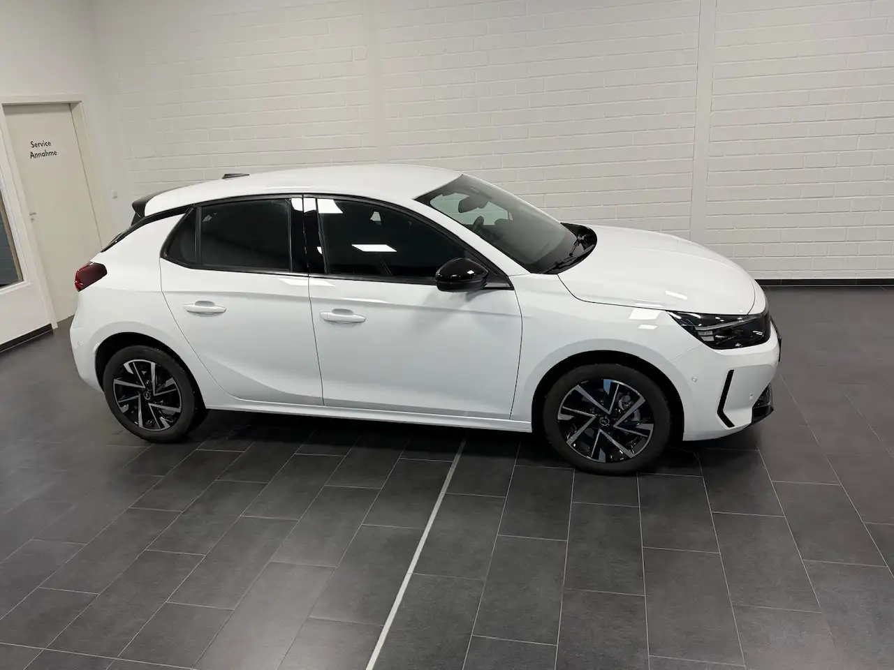 Opel Corsa GS-line, Klimaa, Alu, PDC, Kamera, CarPlay, — Vehicle gallery 4