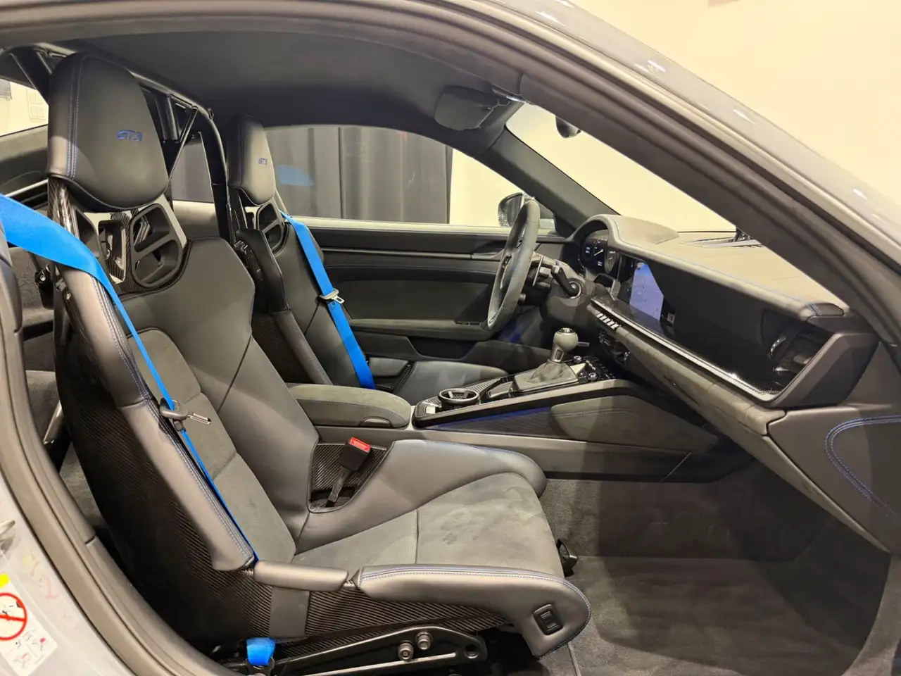 Porsche 992 911 GT3 CLUBSPORT PDK LIFT-CARBON-RACE-TEX — Vehicle gallery 19