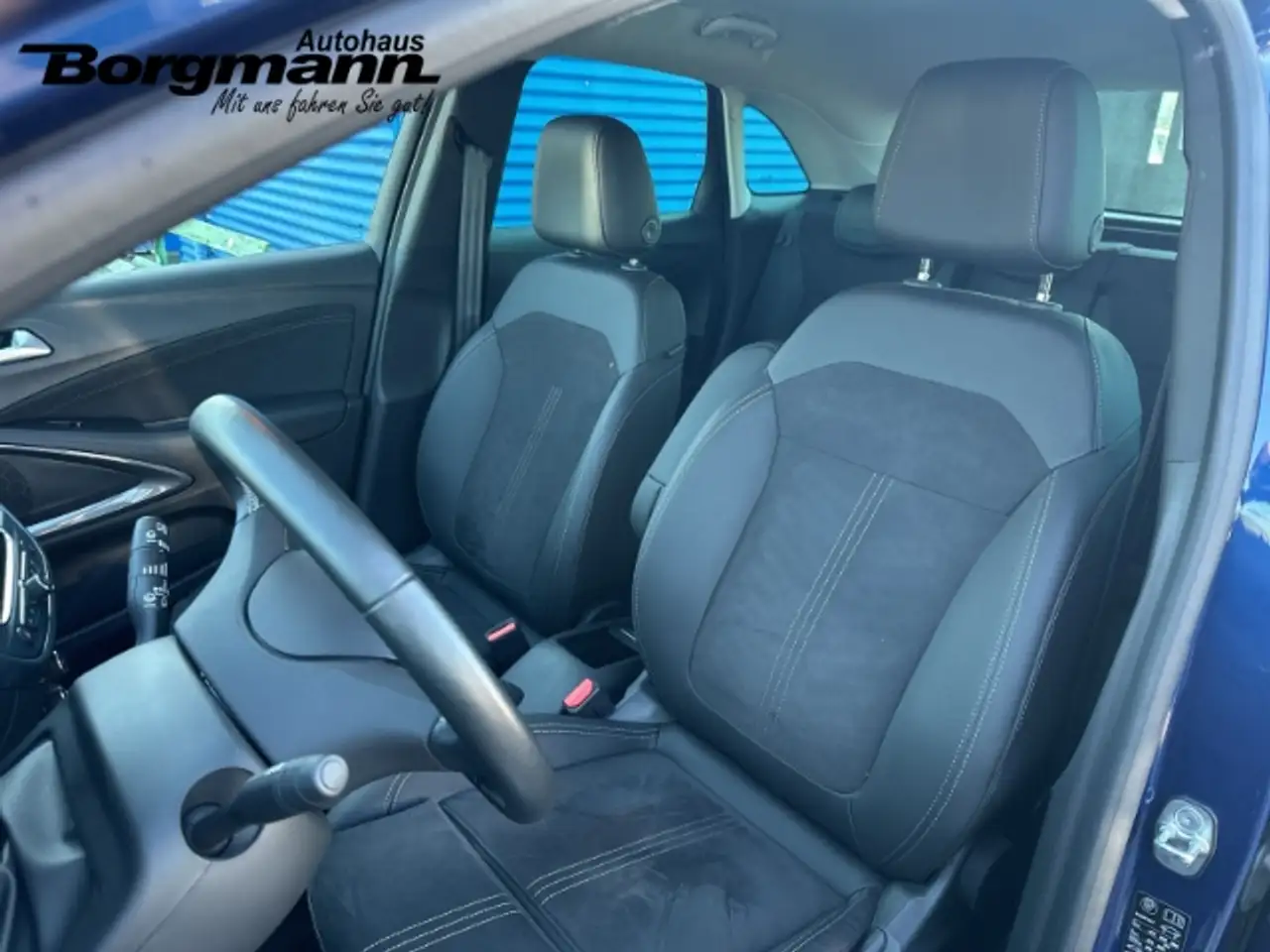 Opel Crossland Ultimate Keyless - Alcantara - HUD Display - Navi — Galería del vehículo 9