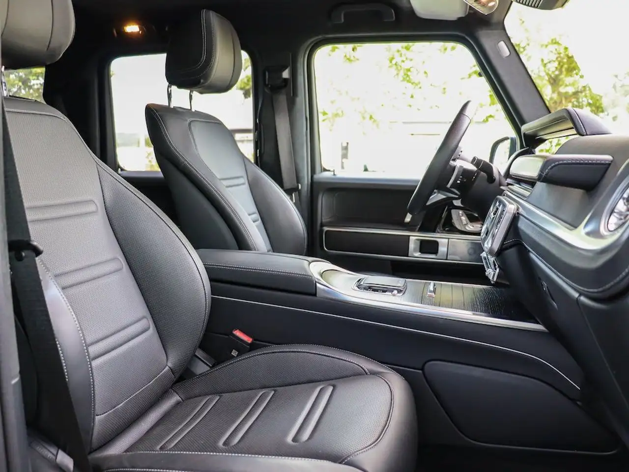 Mercedes-Benz G 500 AMG Massage/SHD/Distronic/Exclusive/Burm3D — Galería del vehículo 22