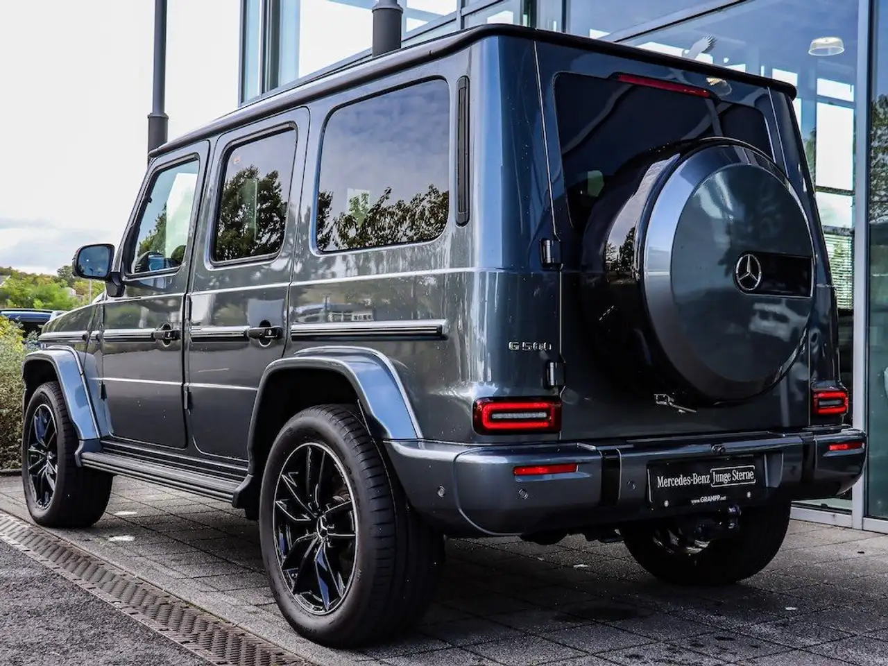 Mercedes-Benz G 500 AMG Massage/SHD/Distronic/Exclusive/Burm3D — Galería del vehículo 3