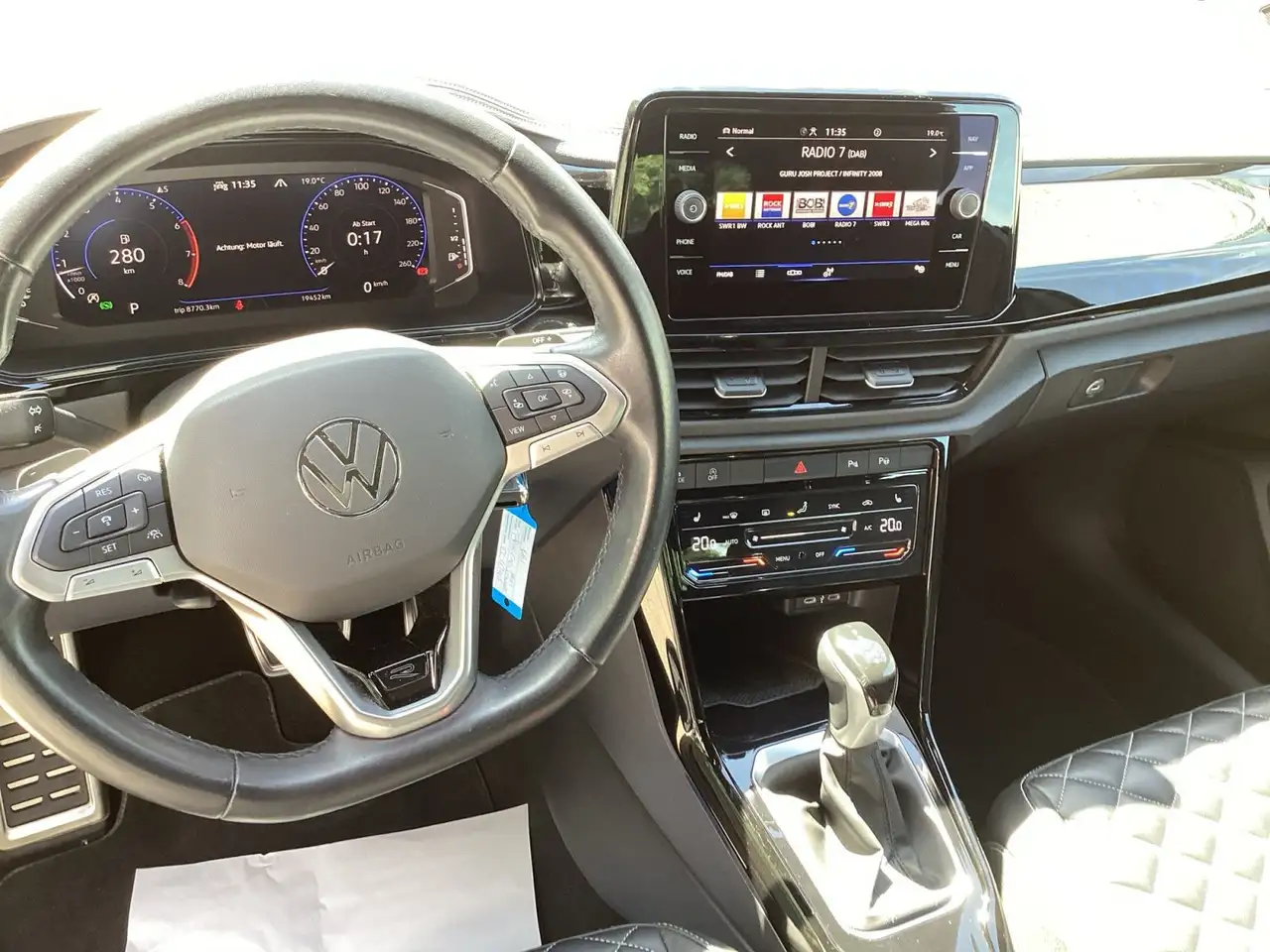 Volkswagen T-Roc 1.5TSI R-Line Edition Black DSG — معرض صور السيارة 11