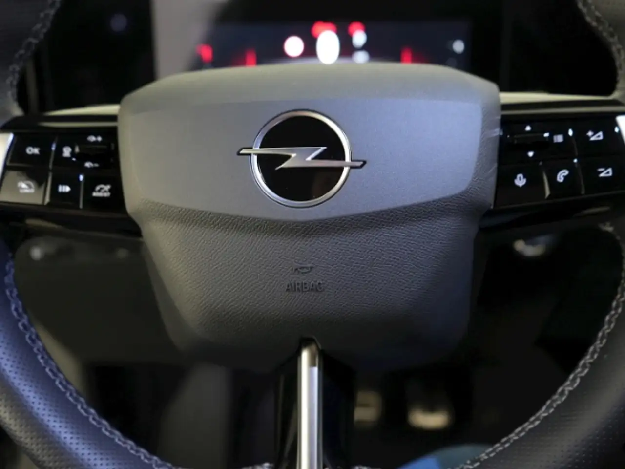 Opel Astra L ST GS AT+NAVI+LED+360 GRAD KAMERA+SITZ-/LENKRADH — Galería del vehículo 16