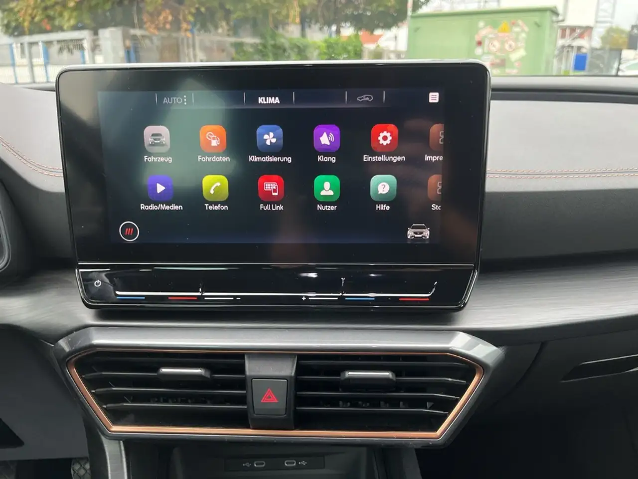CUPRA Formentor 1.5 TSI — معرض صور السيارة 11