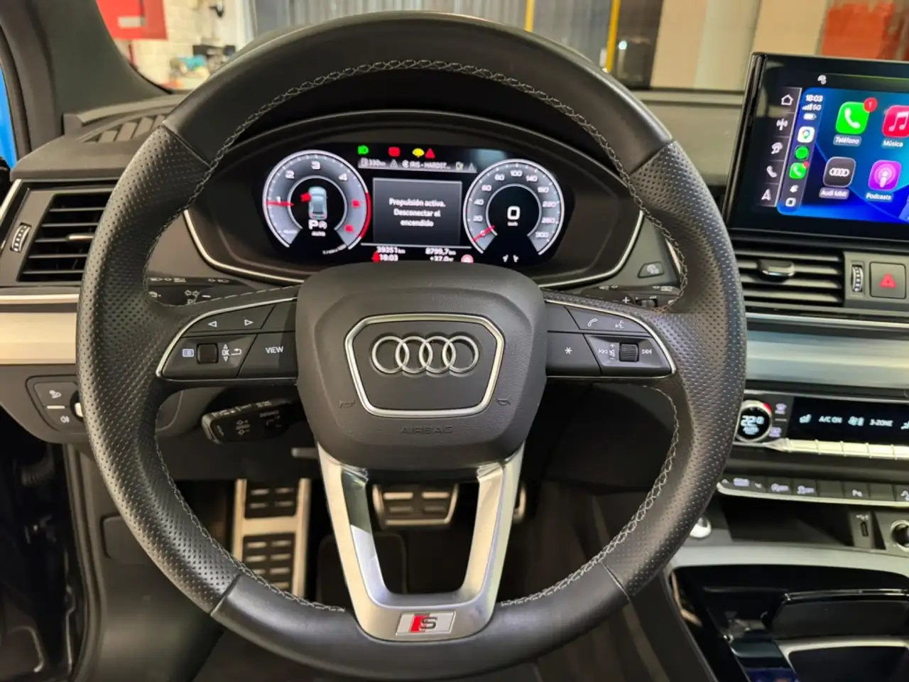 Audi Q5 35 TDI S line S tronic — Vehicle gallery 21