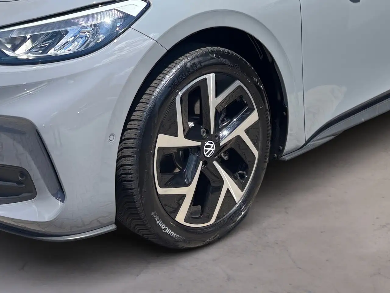 Volkswagen ID.3 Pro Move KEYLESS NAVI LED KLIMA LM — Vehicle gallery 7