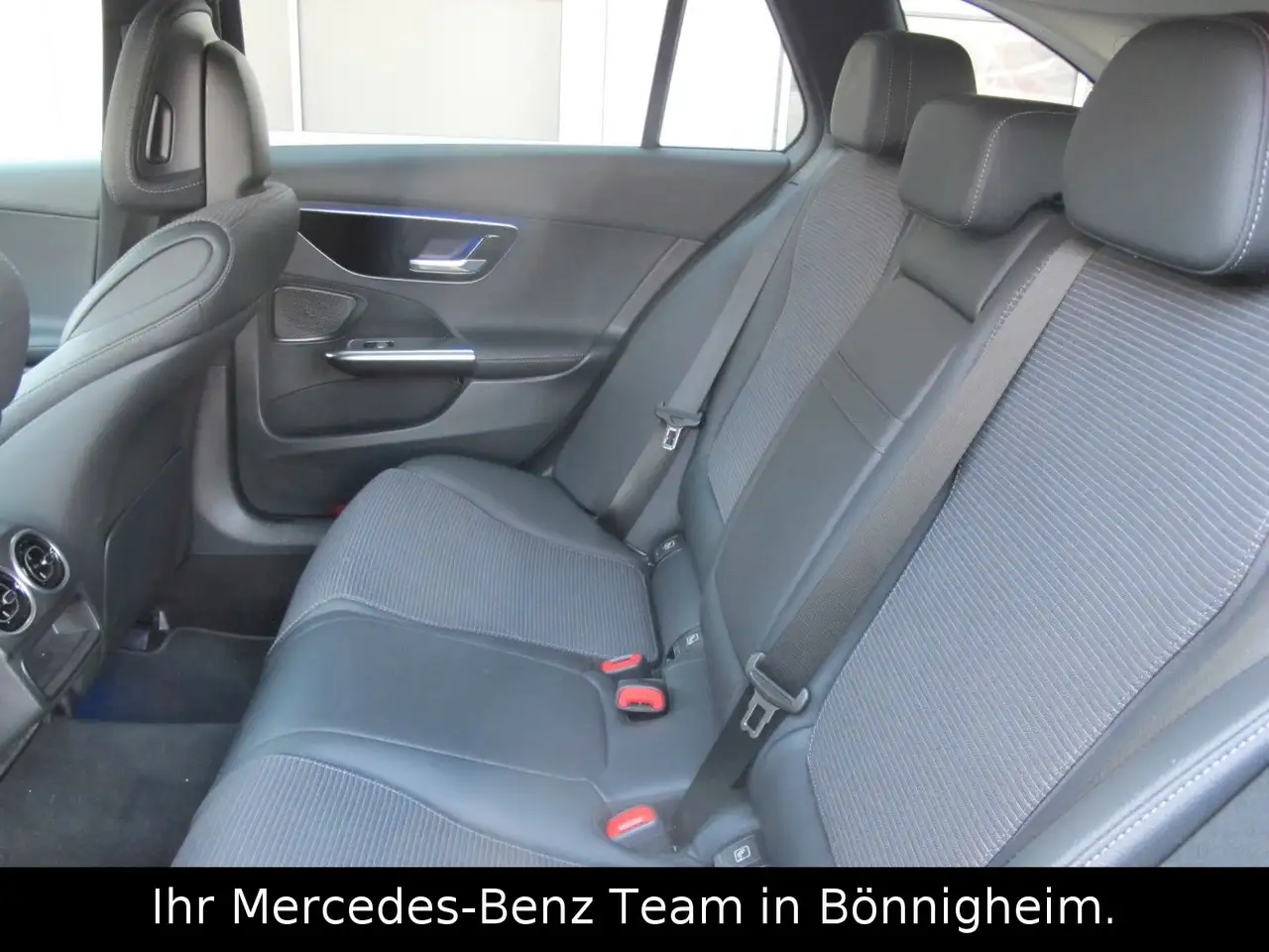 Mercedes-Benz C 180 T AHV / Head-up / 360° / Totwinkel — معرض صور السيارة 11
