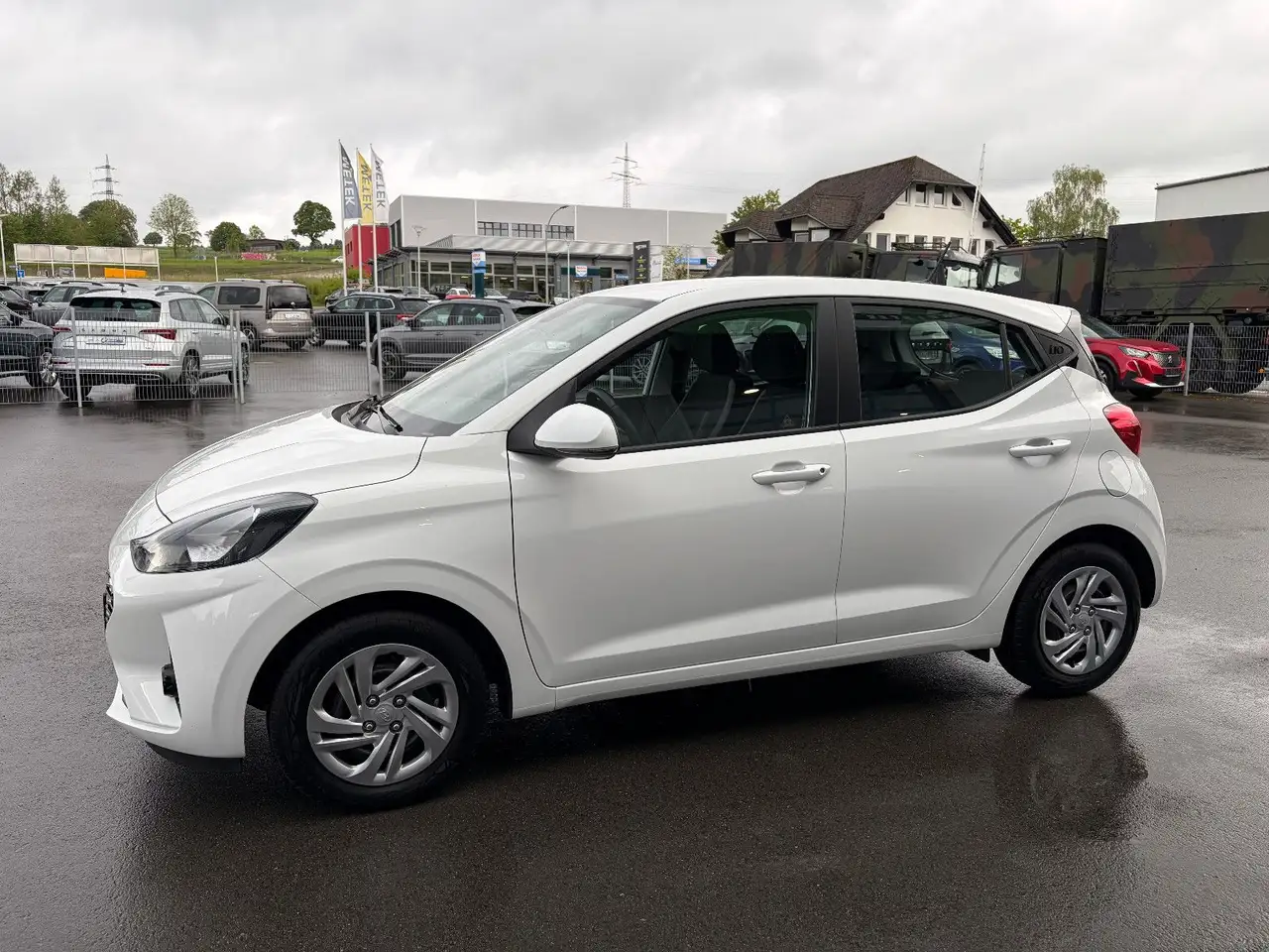 Hyundai i10 Select Navi Kamera AppleCar Android Klima — Galería del vehículo 9