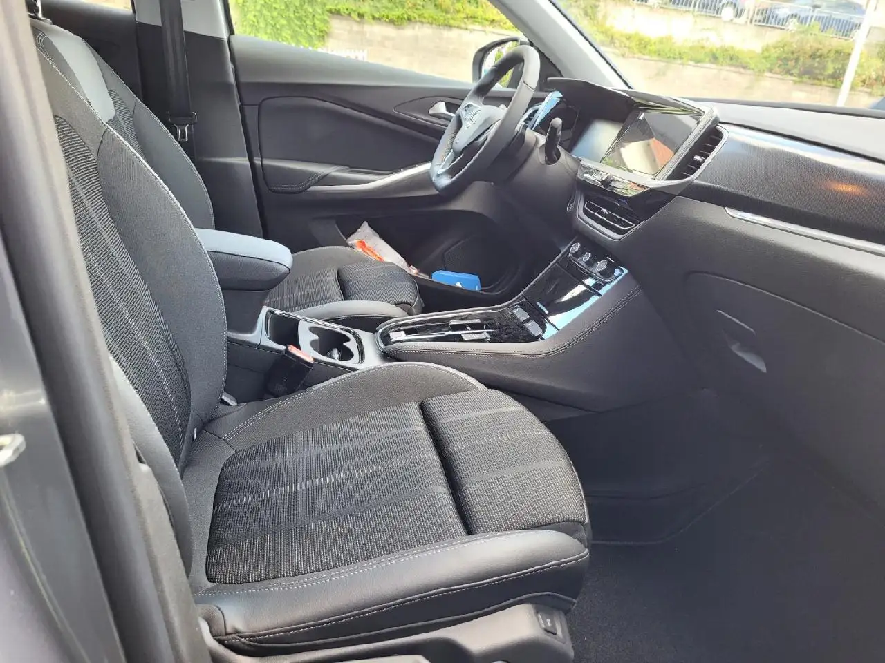 Opel Grandland X GS Line — معرض صور السيارة 10