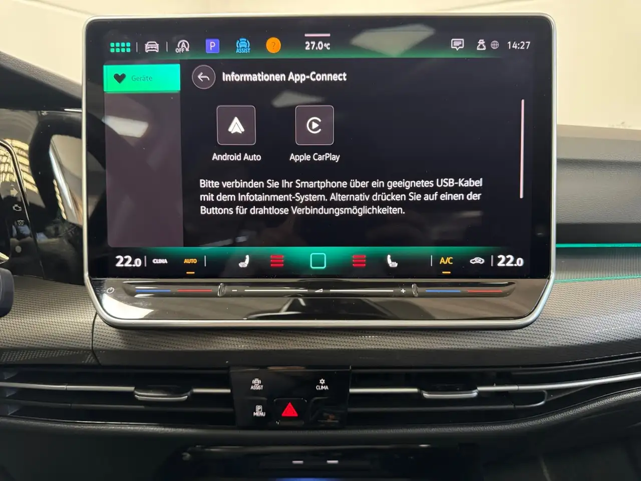 Volkswagen Golf Variant 1.5 eTSI DSG Style AHK Pano LED Kamera — معرض صور السيارة 21