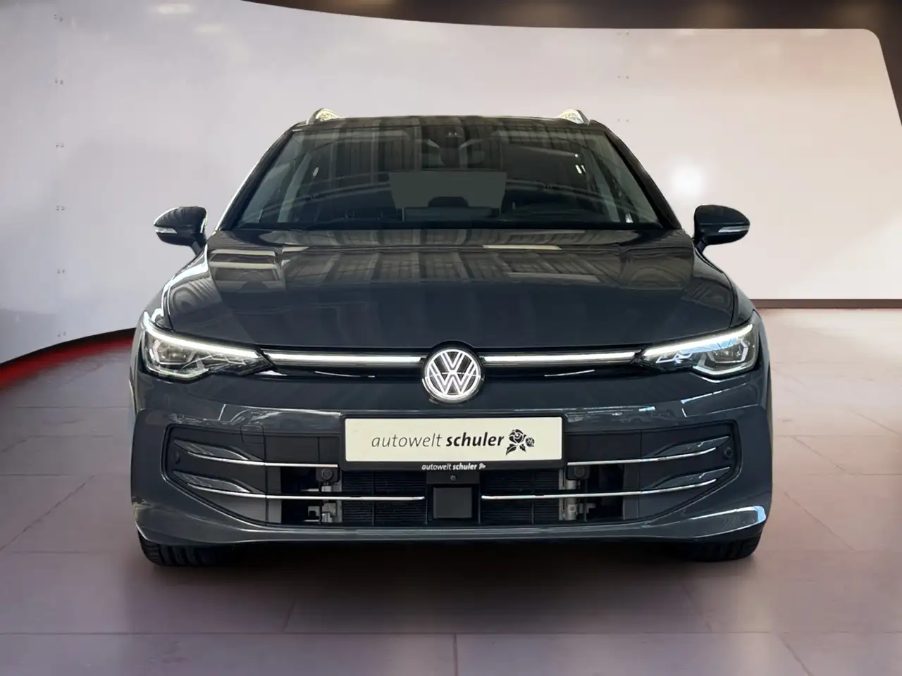 Volkswagen Golf Variant 1.5 eTSI DSG Style AHK Pano LED Kamera — معرض صور السيارة 6