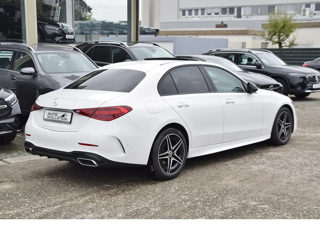 Mercedes-Benz C 180 AMG Line Advanced Plus (SHD Night Memo Spur — Vehicle gallery 10