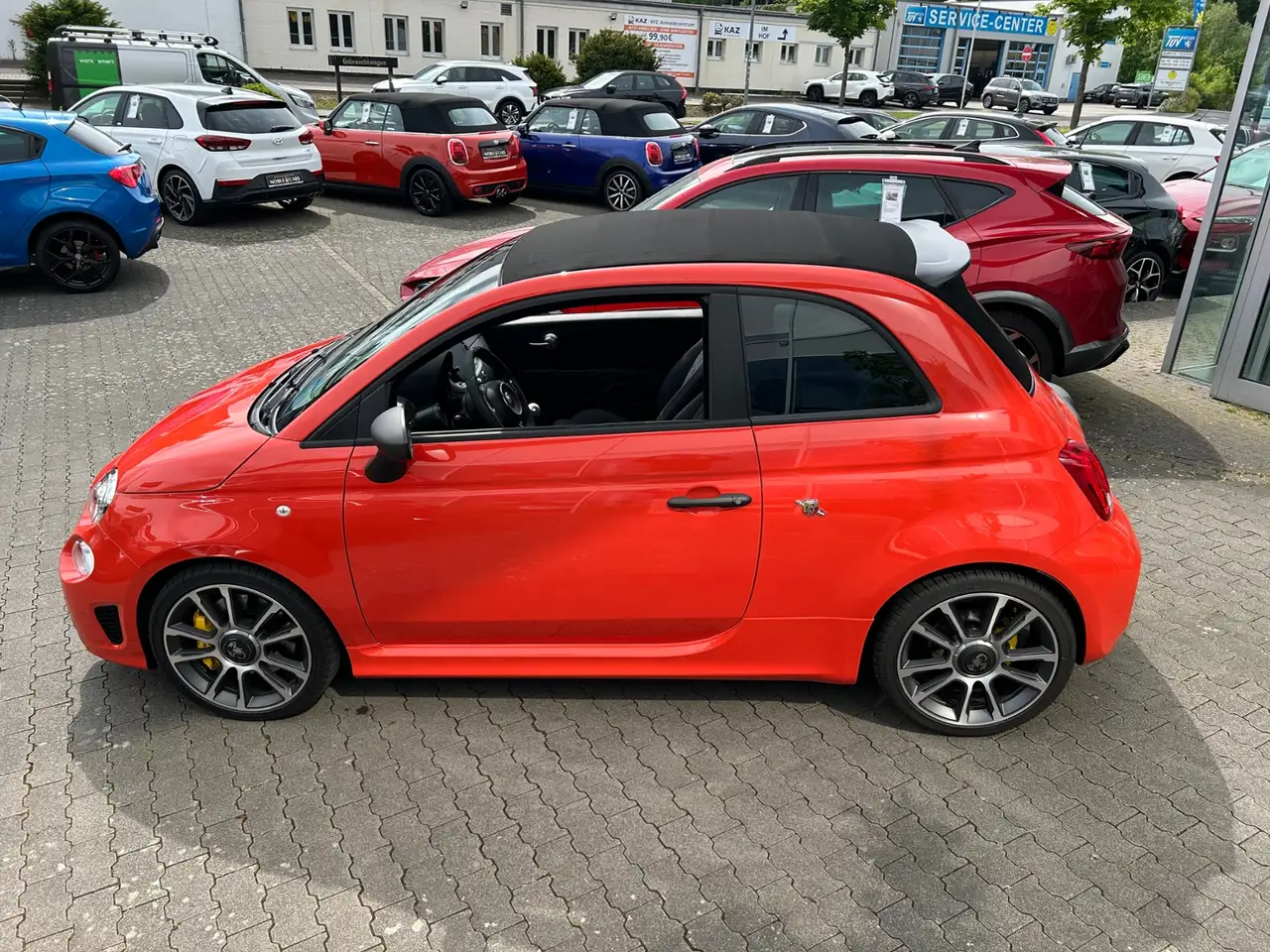 Abarth 695C Turismo BEATS NAV LEDER ALU — Vehicle gallery 23