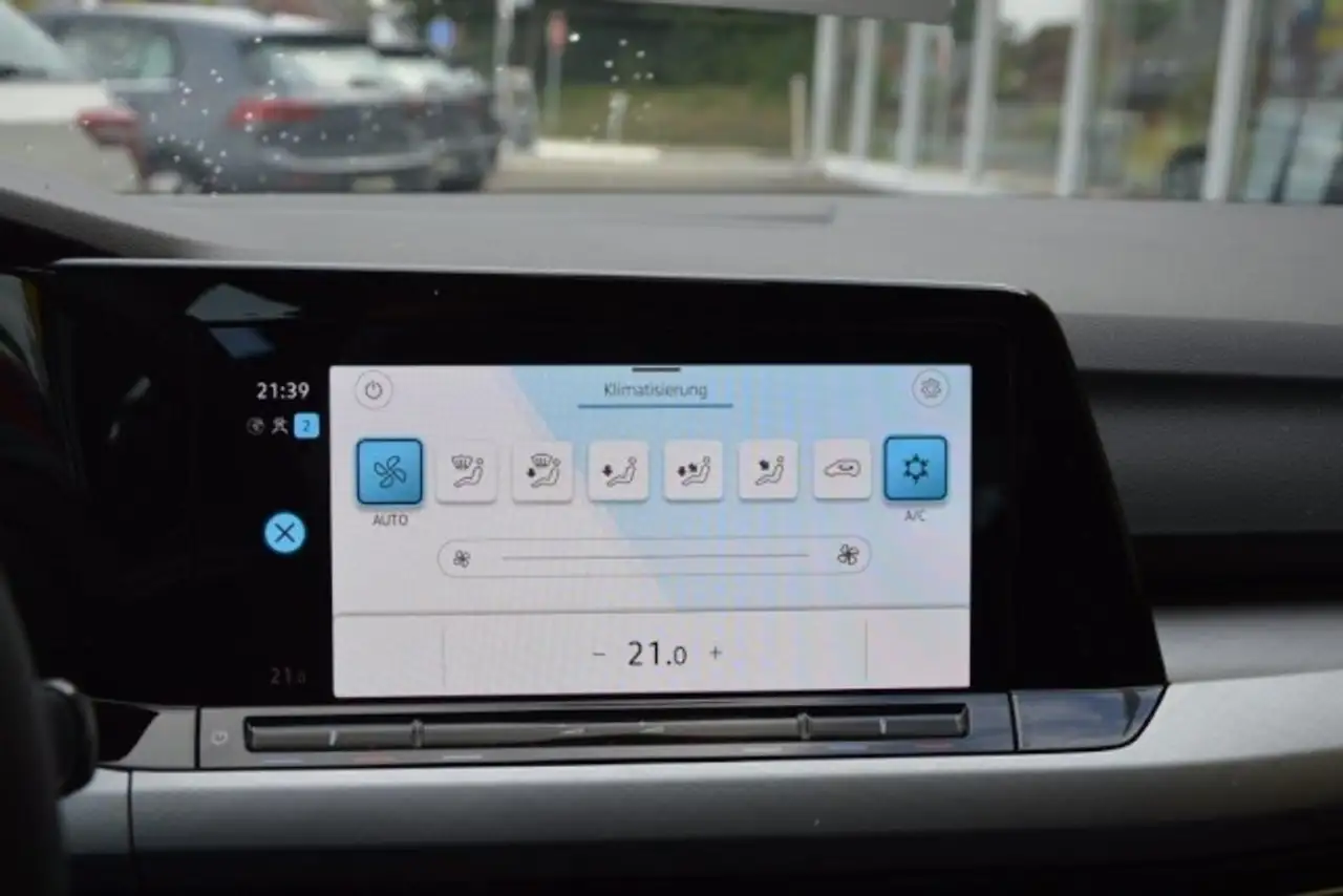 Volkswagen Golf Variant Life 1.0eTSI/DSGNavi/Kamera/AppConnect — معرض صور السيارة 13