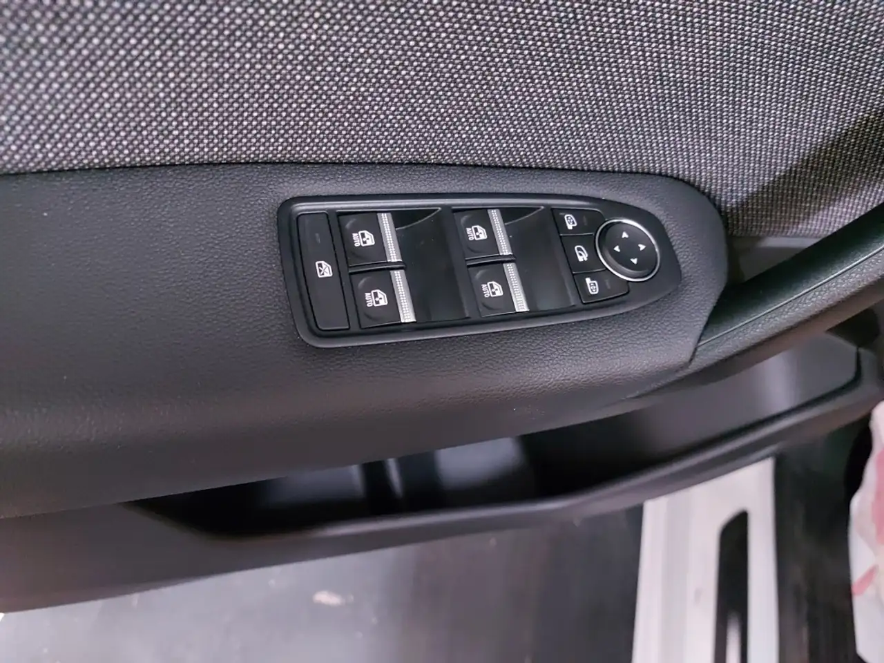 Mitsubishi ASX 160 HEV Kaiteki — Vehicle gallery 10