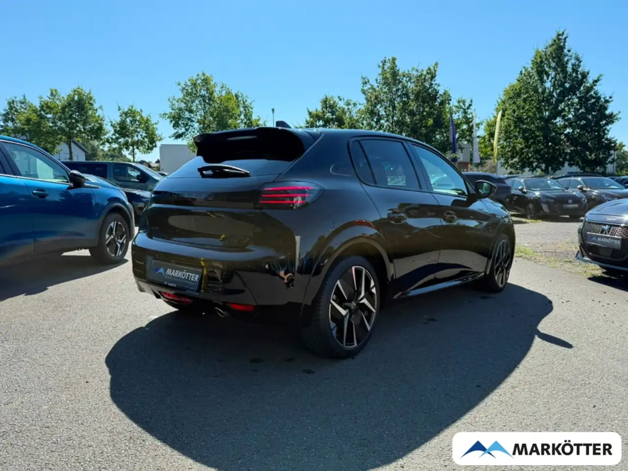 Peugeot 208 GT Hybrid CAM/DAB/LED/MASSAGE/NAVI/SHZ/TEMP — Vehicle gallery 2