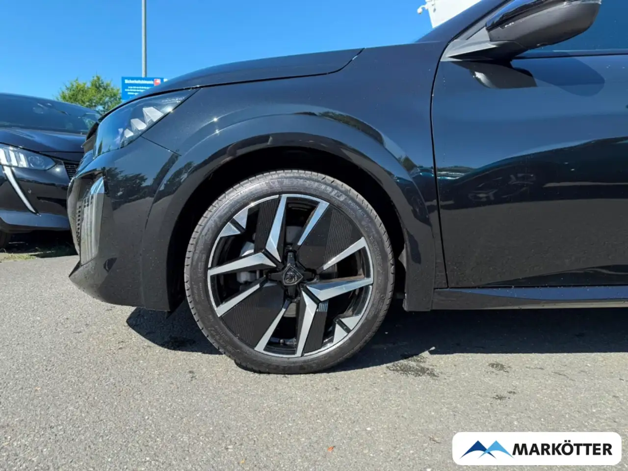 Peugeot 208 GT Hybrid CAM/DAB/LED/MASSAGE/NAVI/SHZ/TEMP — Vehicle gallery 5