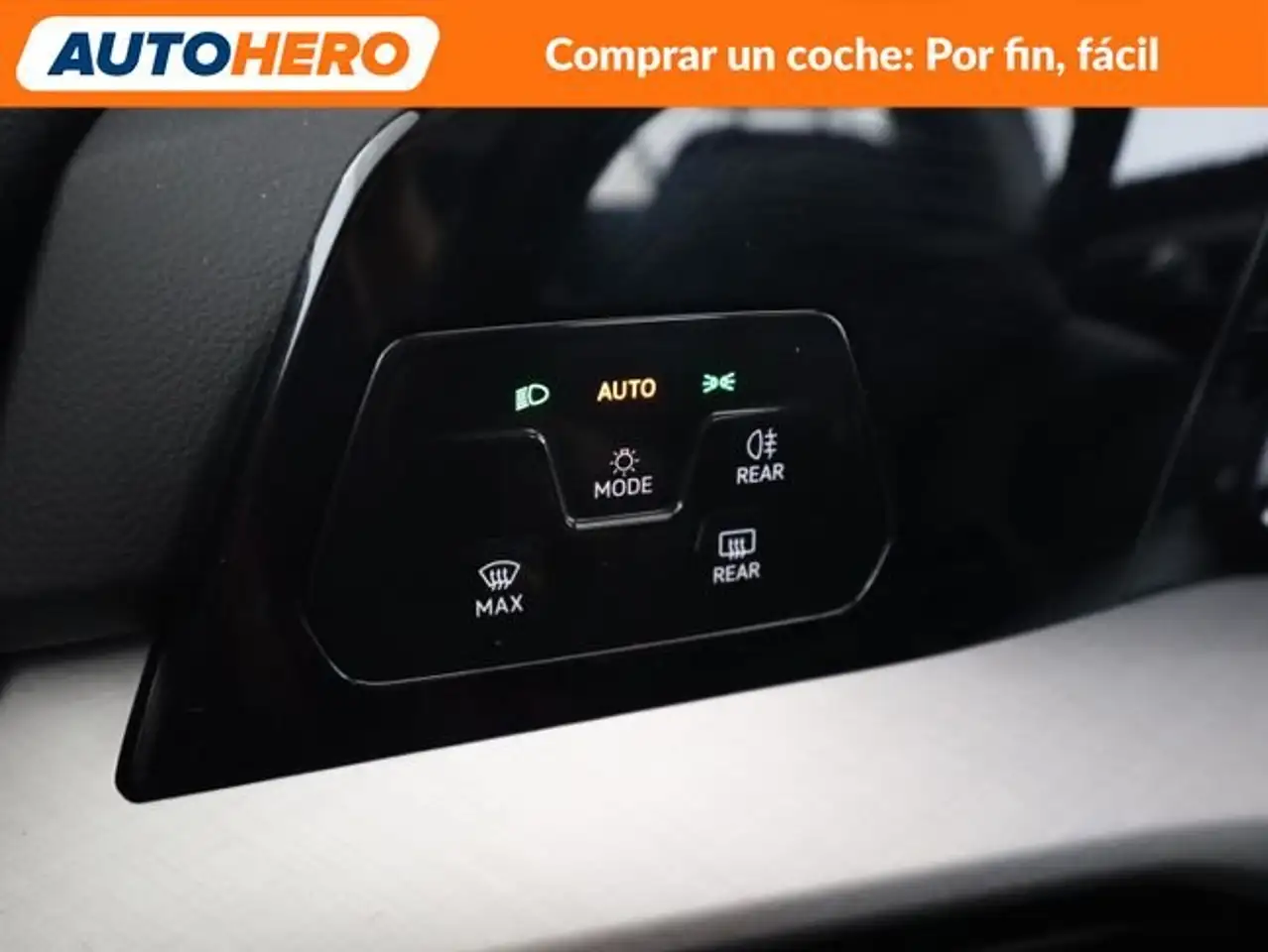 Volkswagen Golf 1.5 TSI — Galería del vehículo 30