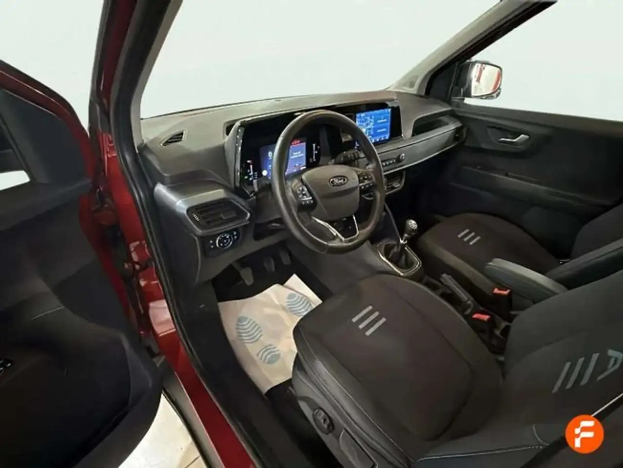 Ford Tourneo Courier 1.0 Ecoboost Active — Vehicle gallery 13