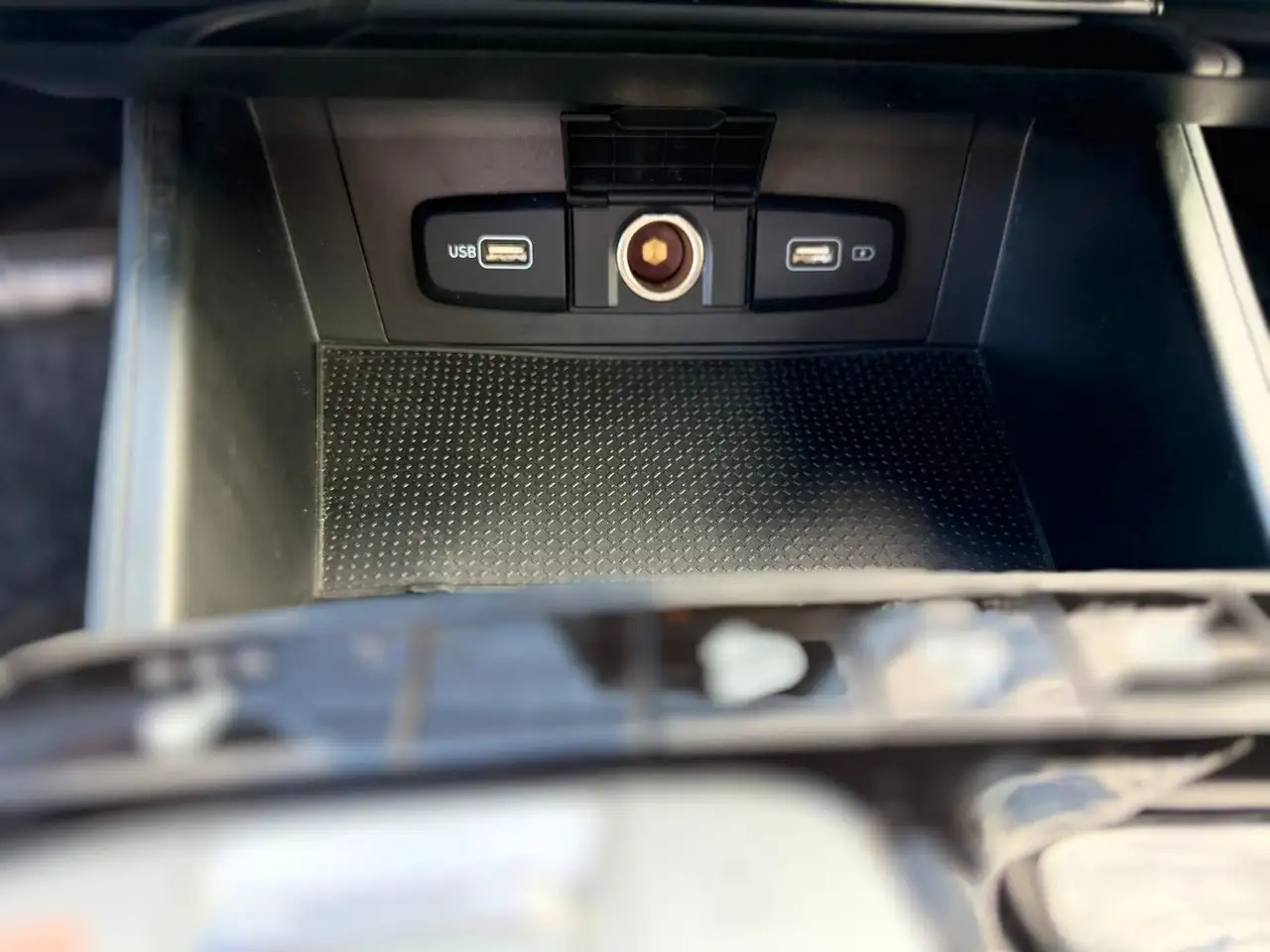 Hyundai TUCSON Basis Plug-In Hybrid 4WD/ALLRAD/AUTOMATIK — Galería del vehículo 23